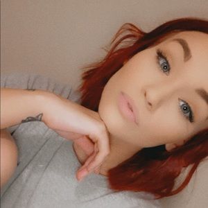 Meet your Posher, Katelyn